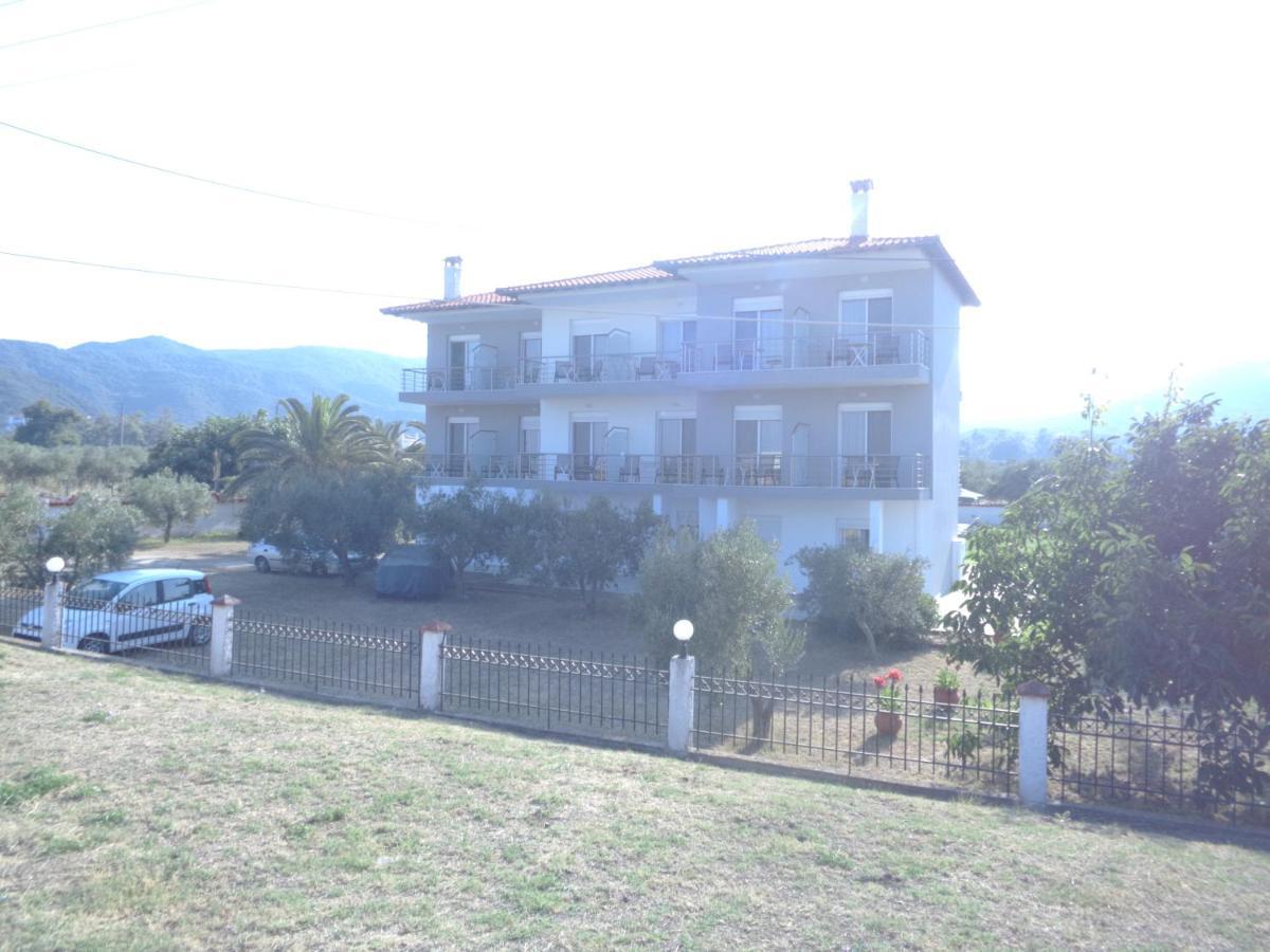Vergina Pension Sarti Exterior foto